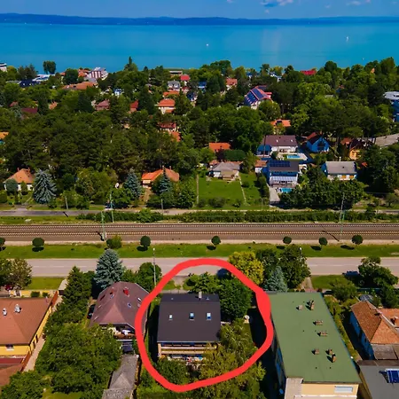Lägenhet Pitypang Apartman