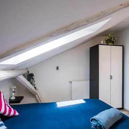 Pitypang Apartman Lägenhet *