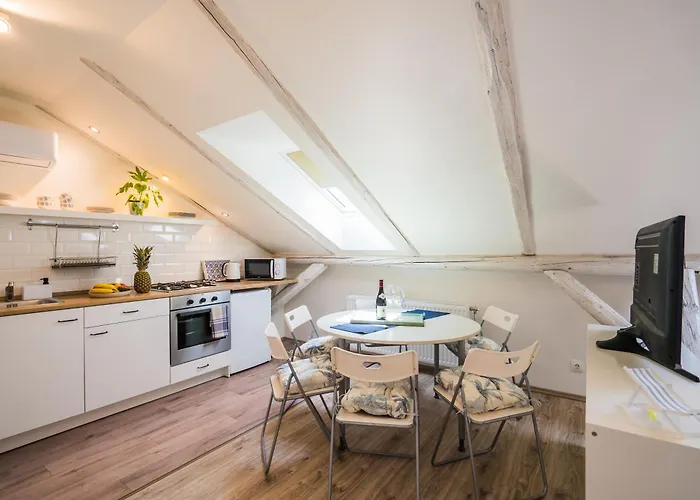 Pitypang שיופוק